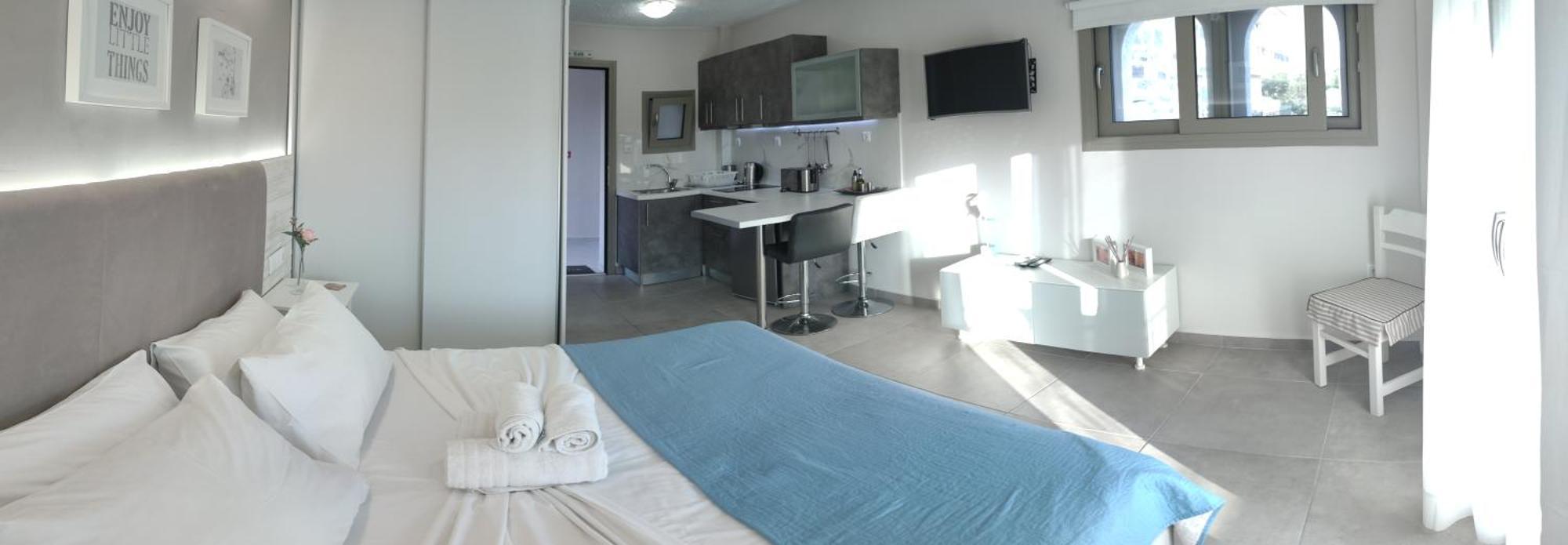 Irida Holiday Apartments Stoúpa Exterior photo
